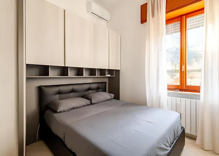 Bilocale Moderno Vicino Niguarda Apartament